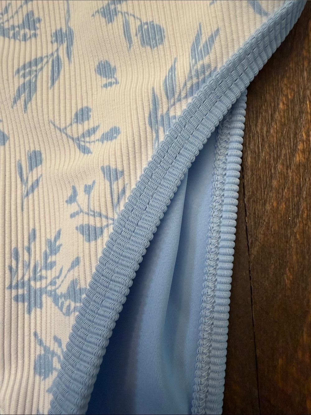 LainSnow Ribbed Blue & White Floral Swimwear - Size S - EUC - Picture 4 of 9